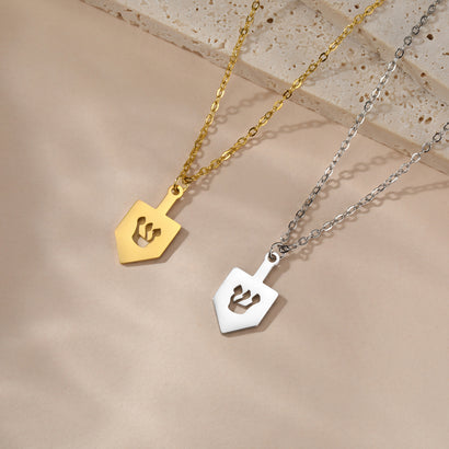 Fashion Simple Titanium Steel Cutting Character Stainless Steel Necklace