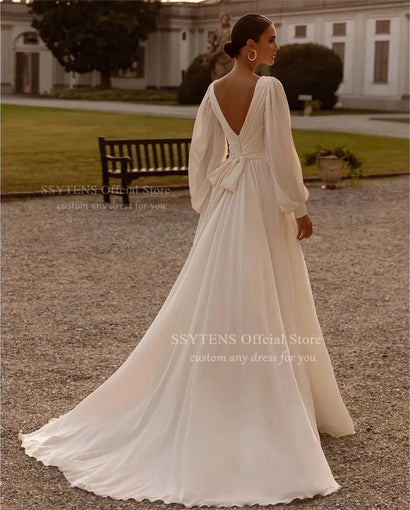 SSYTENS Vintage Chiffon Wedding Dresses Ivory Modest Beach Bride Dress V Neck Long Sleeves Classic Bridal Gowns Plus Customized